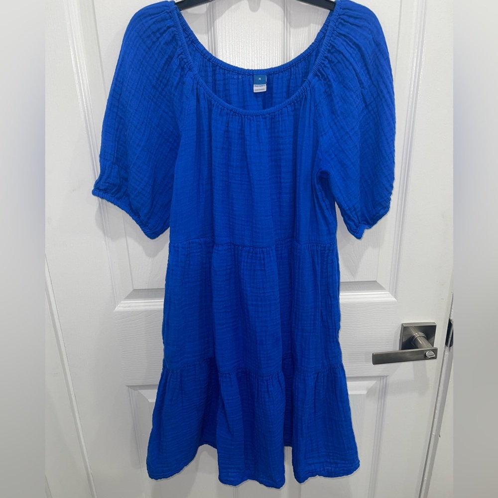 Blue short dress
